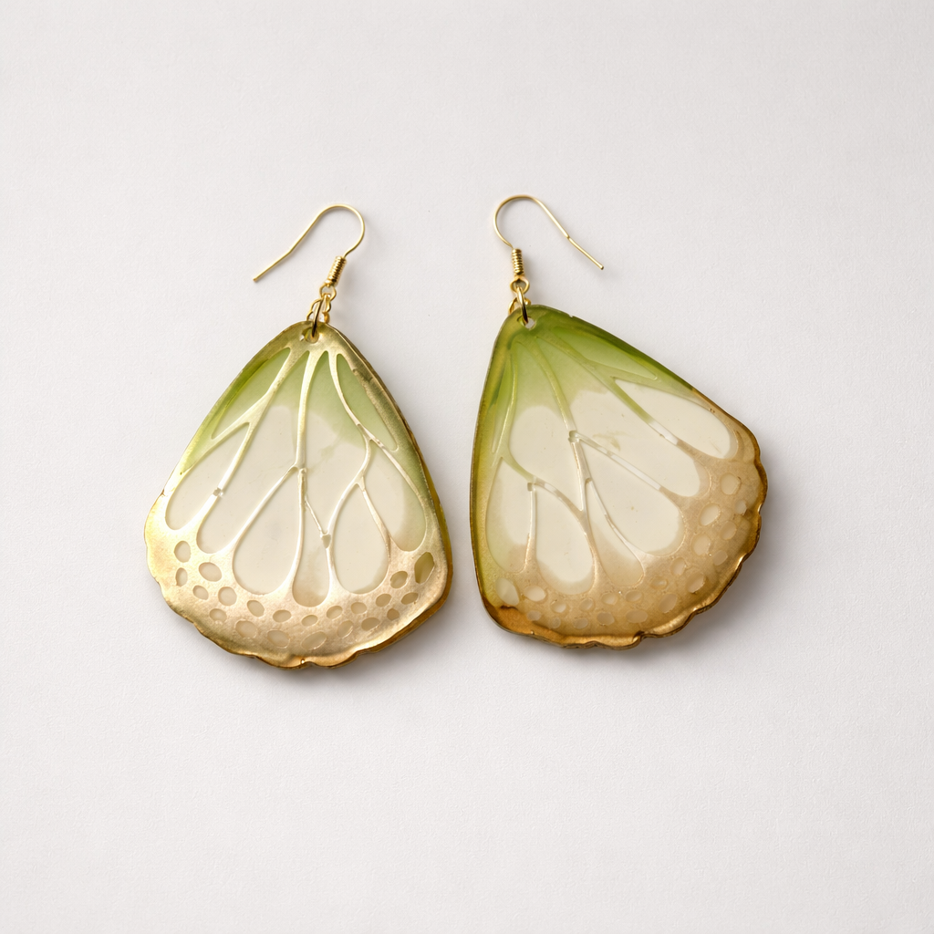Unique Handmade earring. One of a kind. never to be repeated. Made to be loved . H04