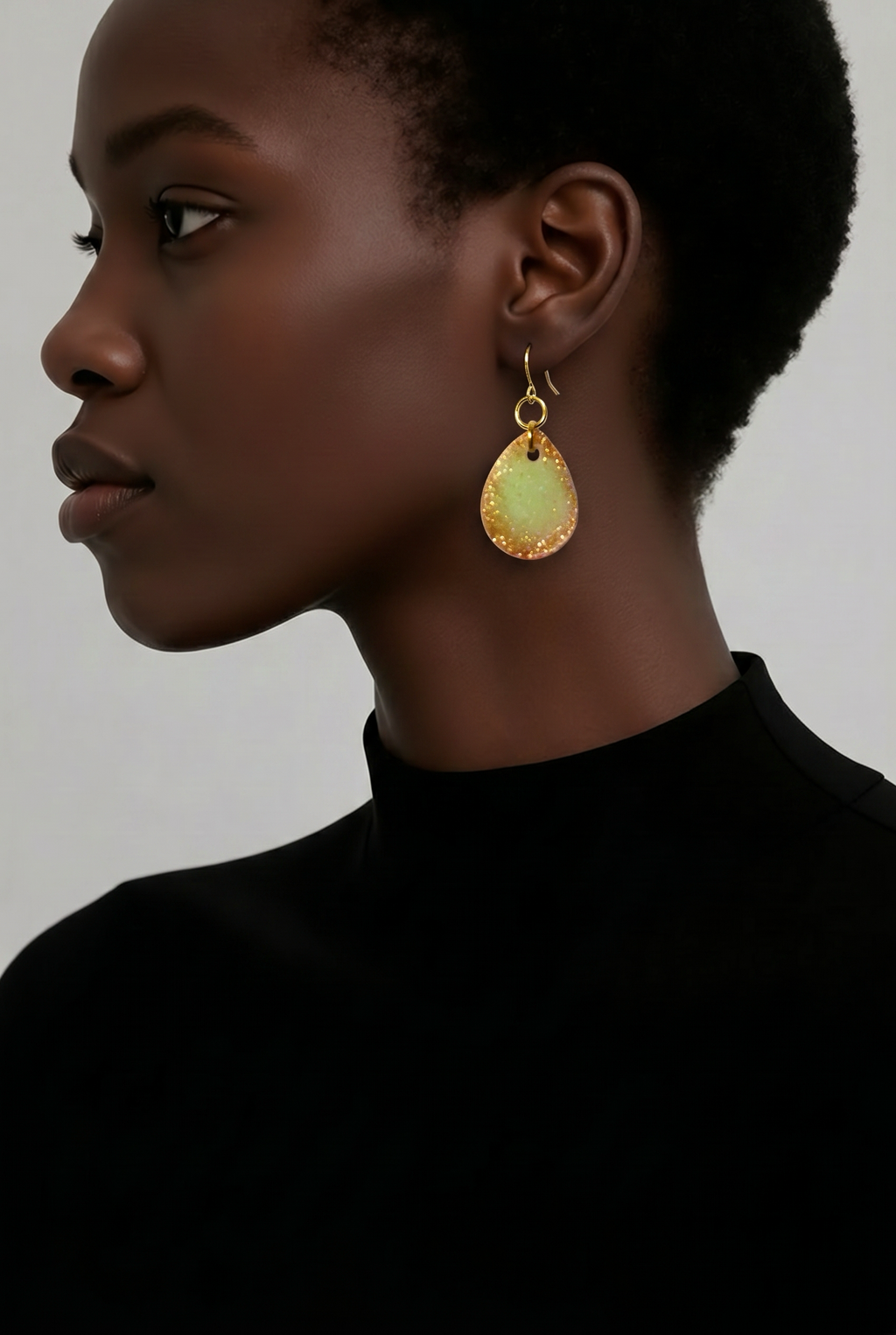 A hypo-allergenig and "glow in the dark" earring. Handmade. Unique. One of a kind.Never to be repeated. Made especially just for you ! Own it !   K07