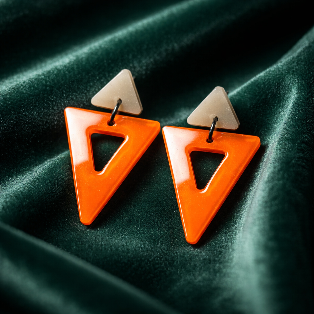 A WOW unique handmade earring. one of a kind. Never to be repeated again.       D02