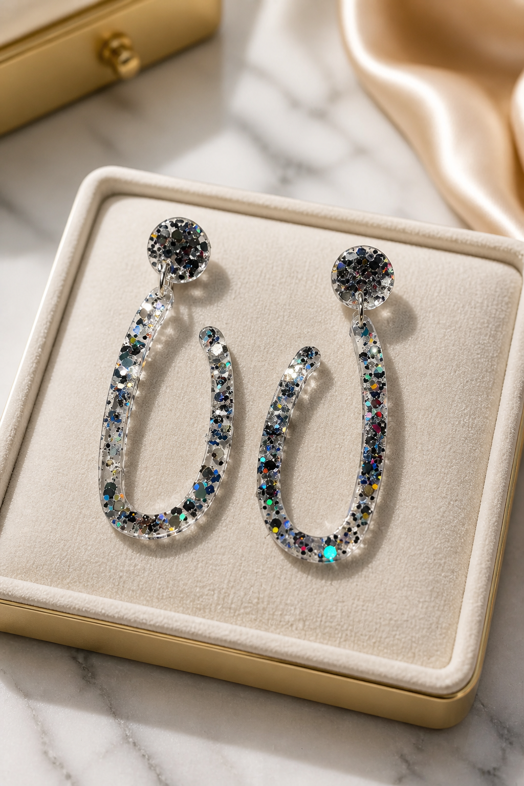 Funky head turning handmade earring. Designed to stand out!   N01