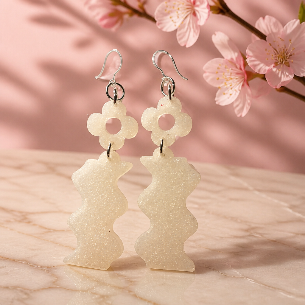 A chic elegant stylish handmade pearly white hypo-allergenic beauty   P08