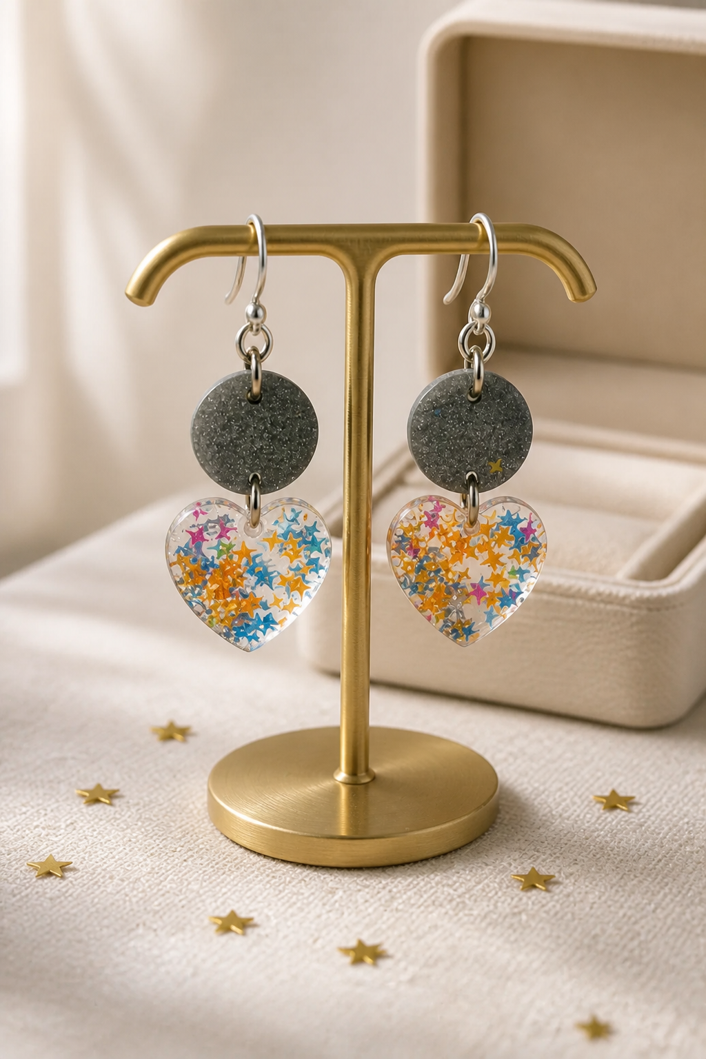 A glam funky party earring with comfy hooks and uv glow. Elegance to take home .    R012