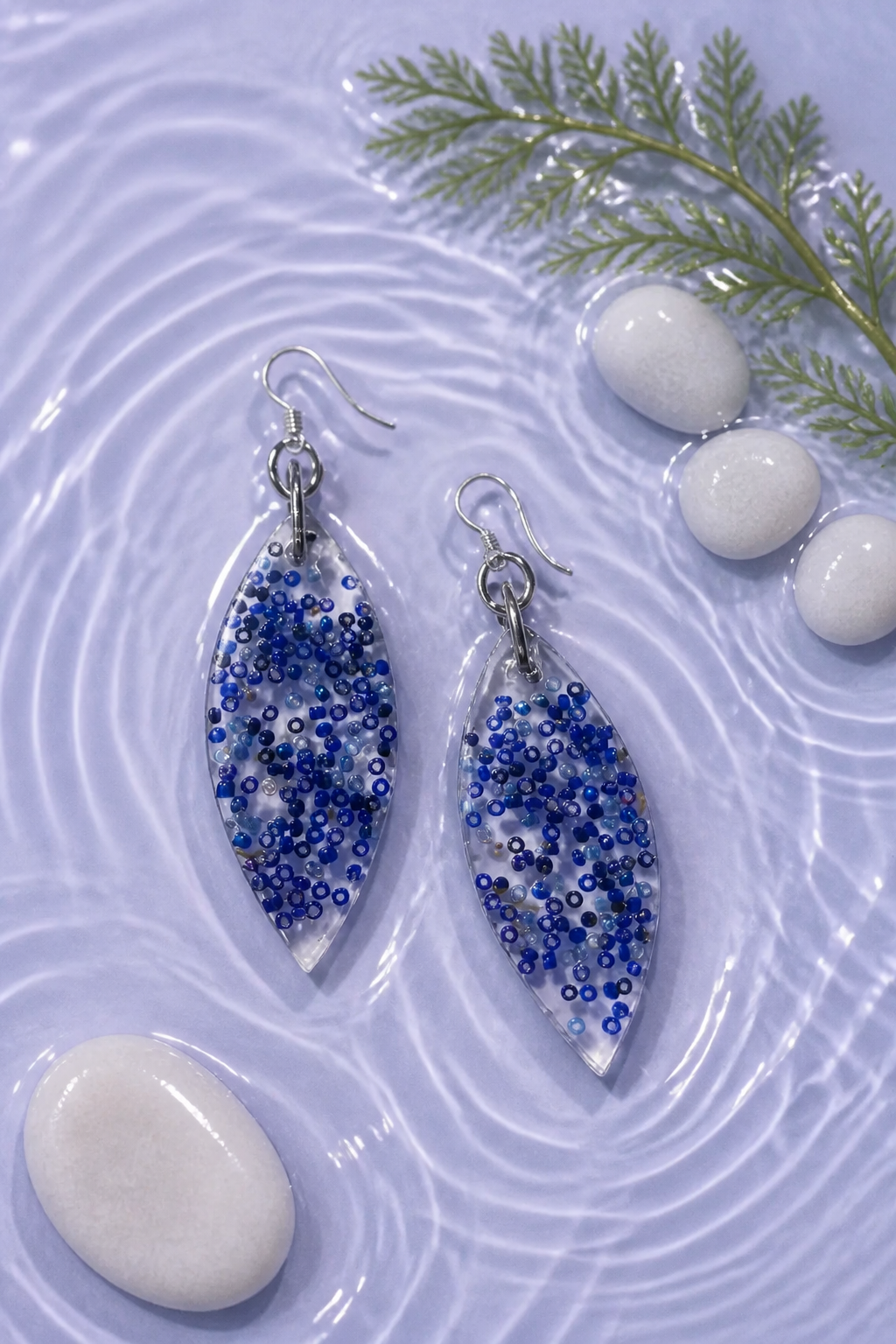 A stylish and glam handmade earring. Lightweight, bold, and designed to impress - perfect for any look.   S01