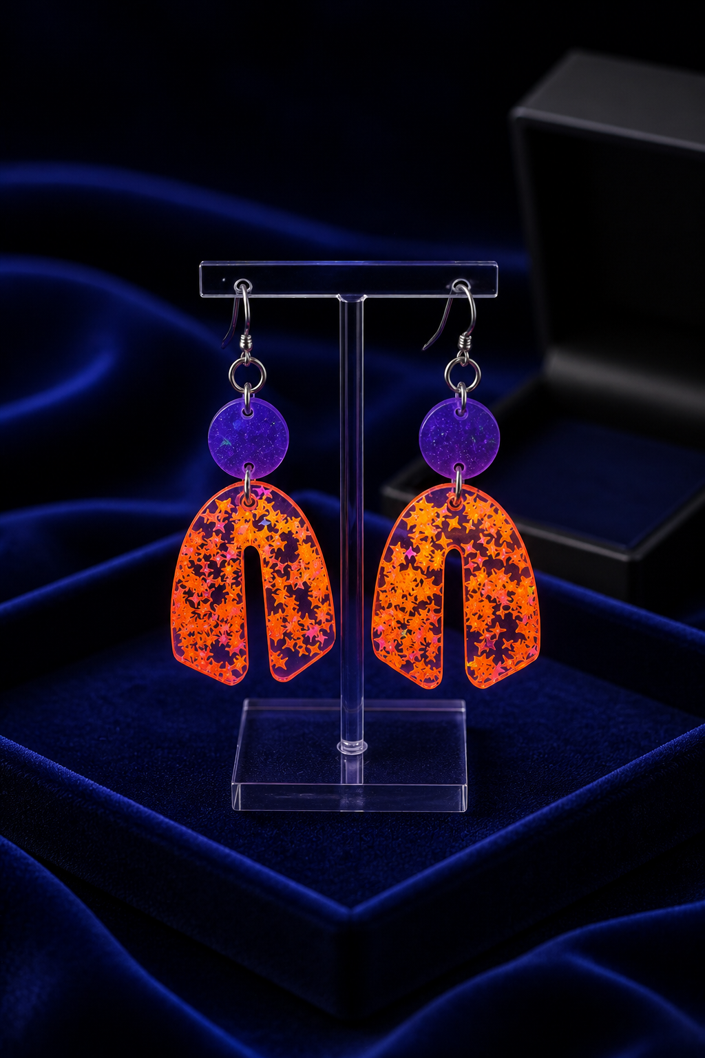 Elegant, stylish party earrings, Sparkle and shine at any party. fitted with UV glow and hypo-allergenic hooks. crafted to turn heads .   S04