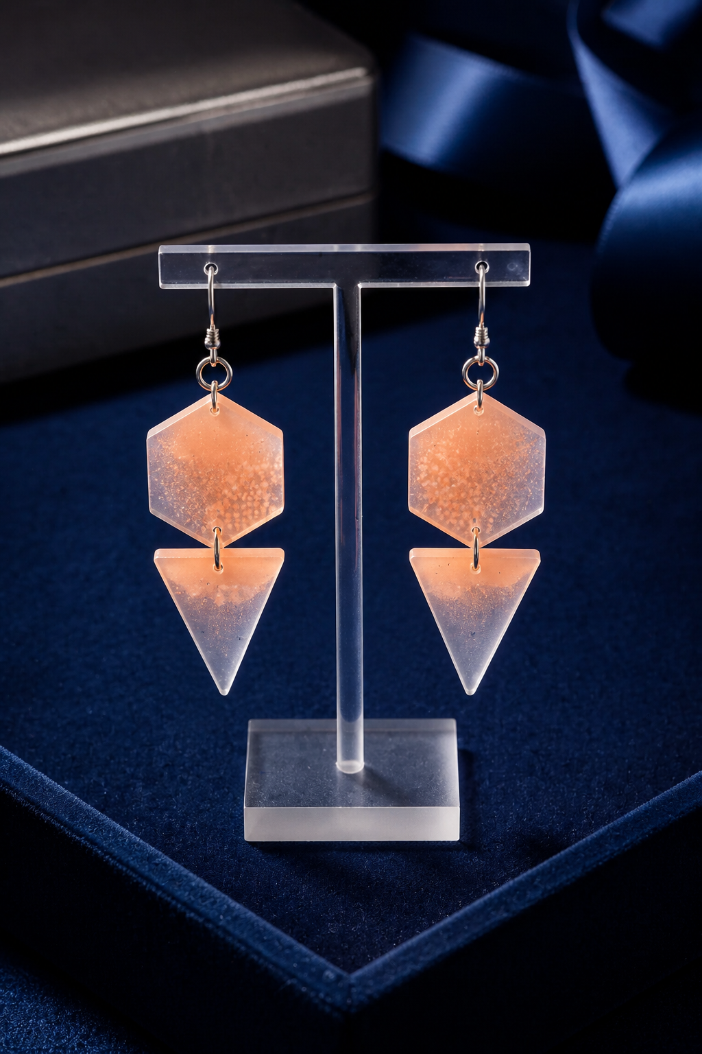 Funky, jolly, playful neon earrings. Glow in the dark and UV lights, you will be the center of attraction with this set. Head turning earrings. S05