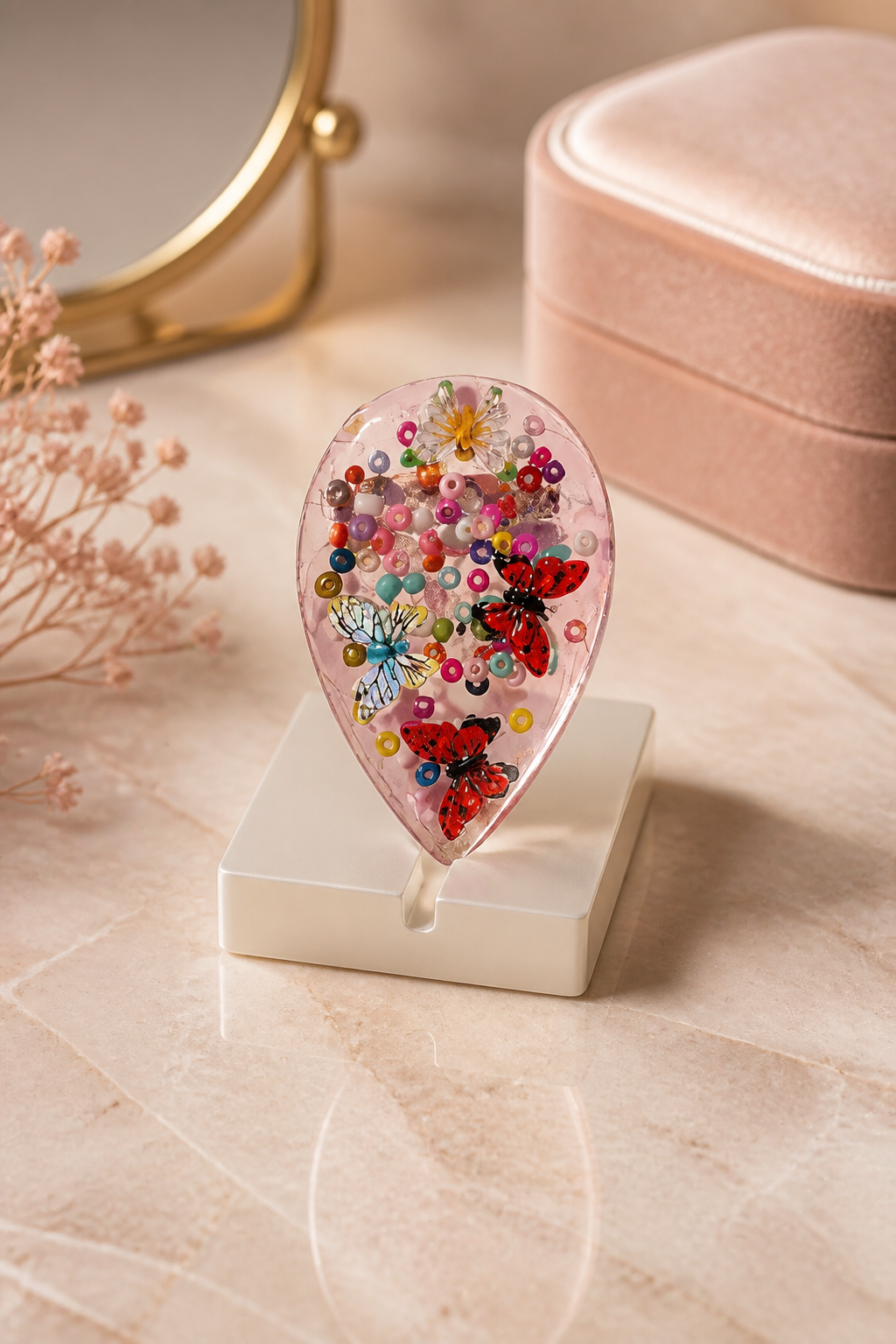 BROOCHES. Playful funky cool handmade brooch. Unique and not to be repeated. Play with your jewelry !   BR16