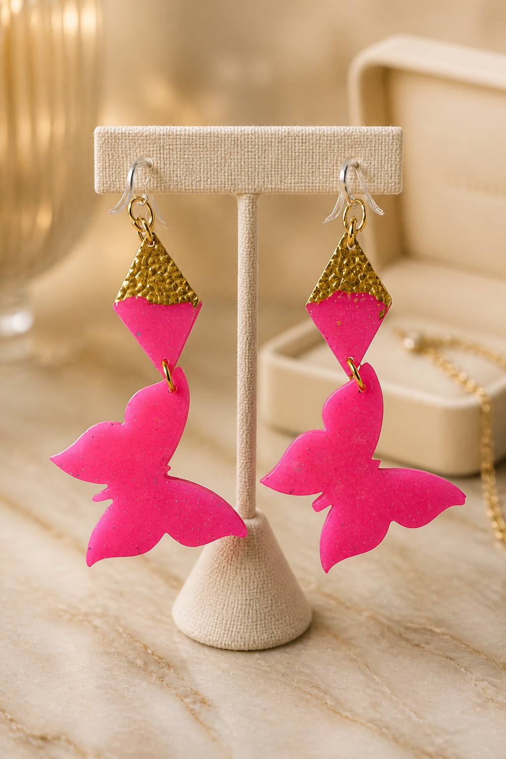 Beautiful neon glow in the dark erring to sparkle any party. comfy hooks for that all night party. T04
