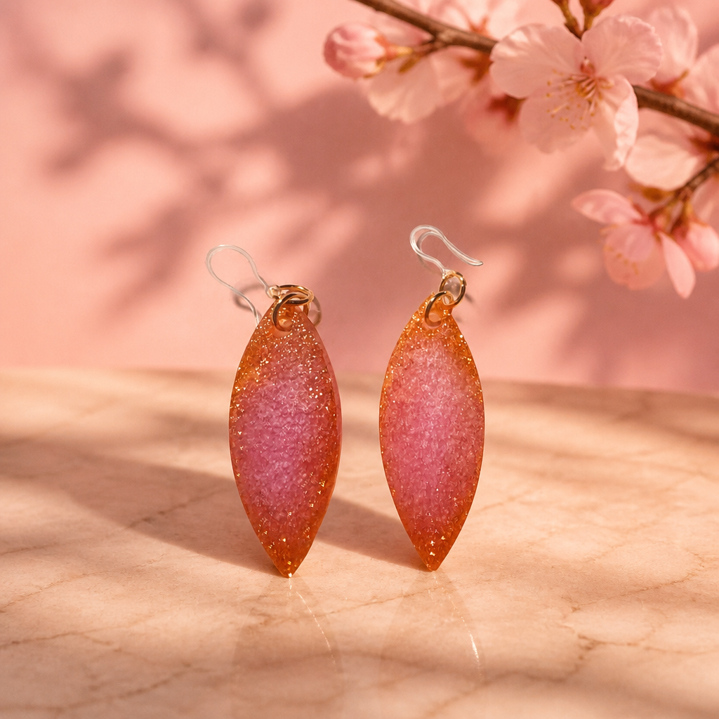 A beautiful elegant handmade earring , to glam your outfit and collection, made to enjoy !  T08