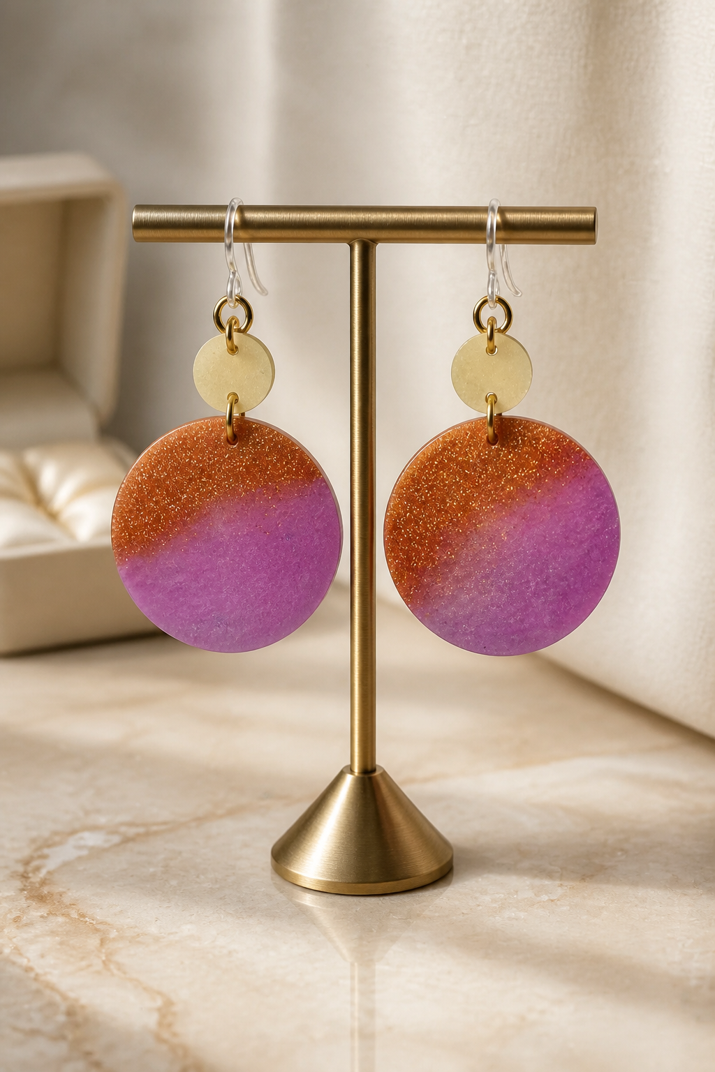 Beautiful elegant glam party handmade earrings . Made to enjoy and turn heads.Time to sparkle and shine T015
