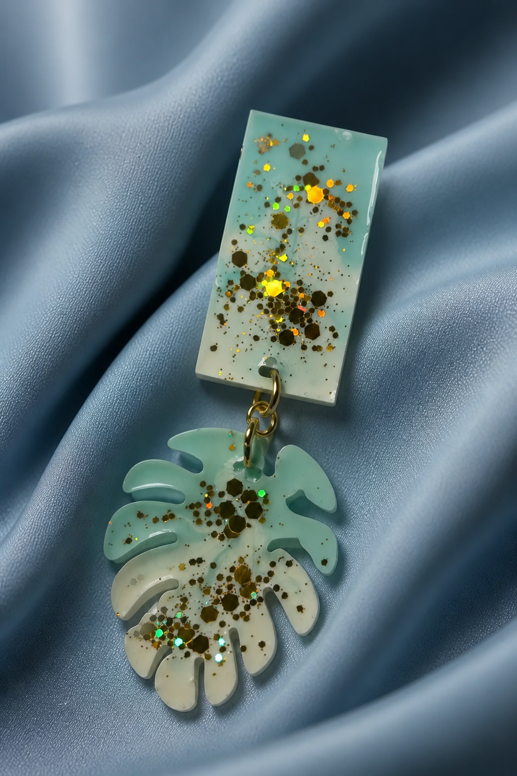 Brooches: Cool funky handmade brooches. Made to be enjoyed wearing , Stand out and turn heads . BR023