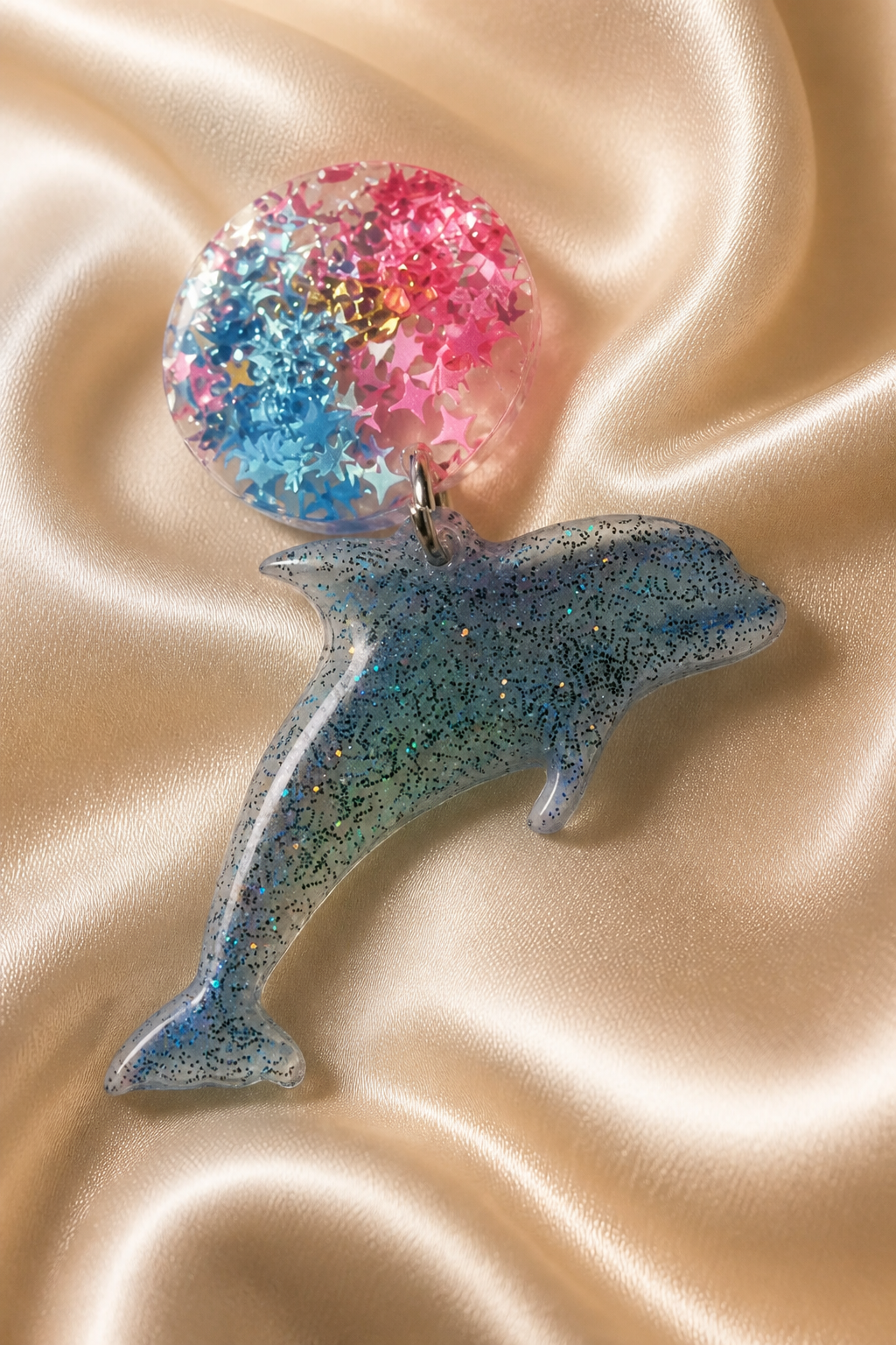 Brooches : cool funky playful handmade brooches. Crafted to be enjoyed and stand out .BR021