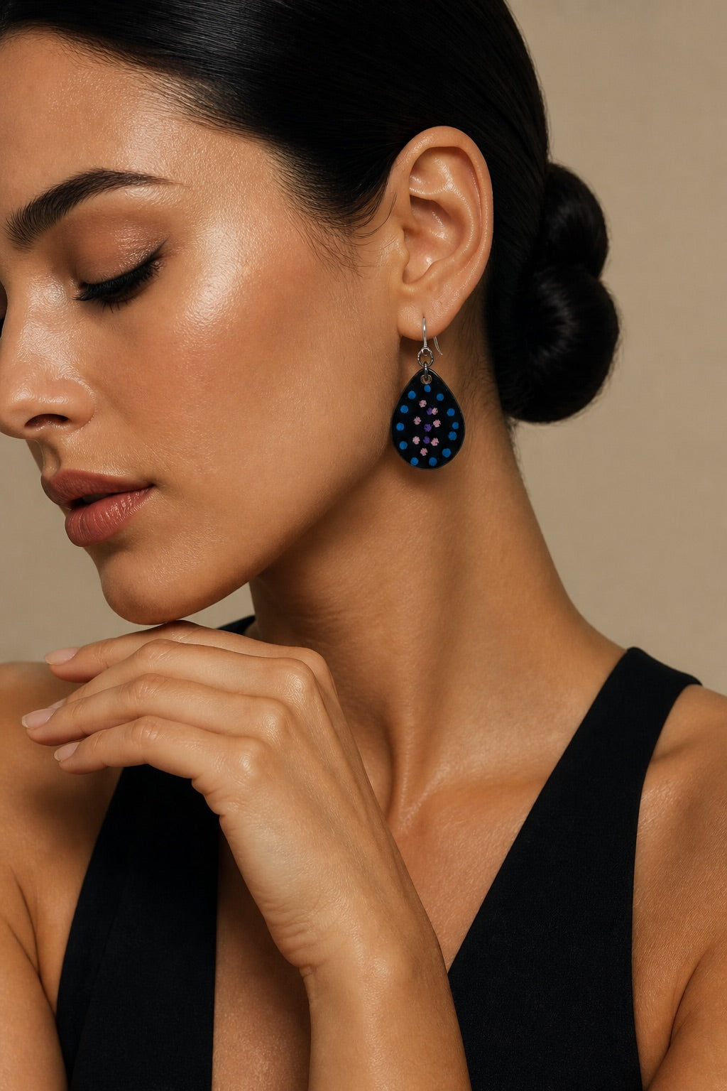 Beautiful classic elegance, hypo-allergenic handmade earrings. You know you deserve these. V11