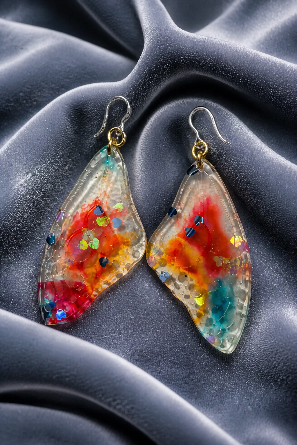 A cool funky hypo-allergenic handmade earring. You didn't ask for them , but you deserve them because you need them ! Take them home .    H01