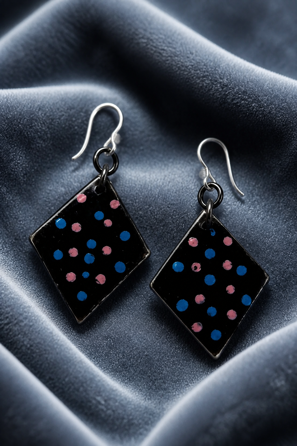 Cool funky elegance . Handmade hypo-allergenic earrings. Lightweight and comfy for all day wear . Take it home !   G02