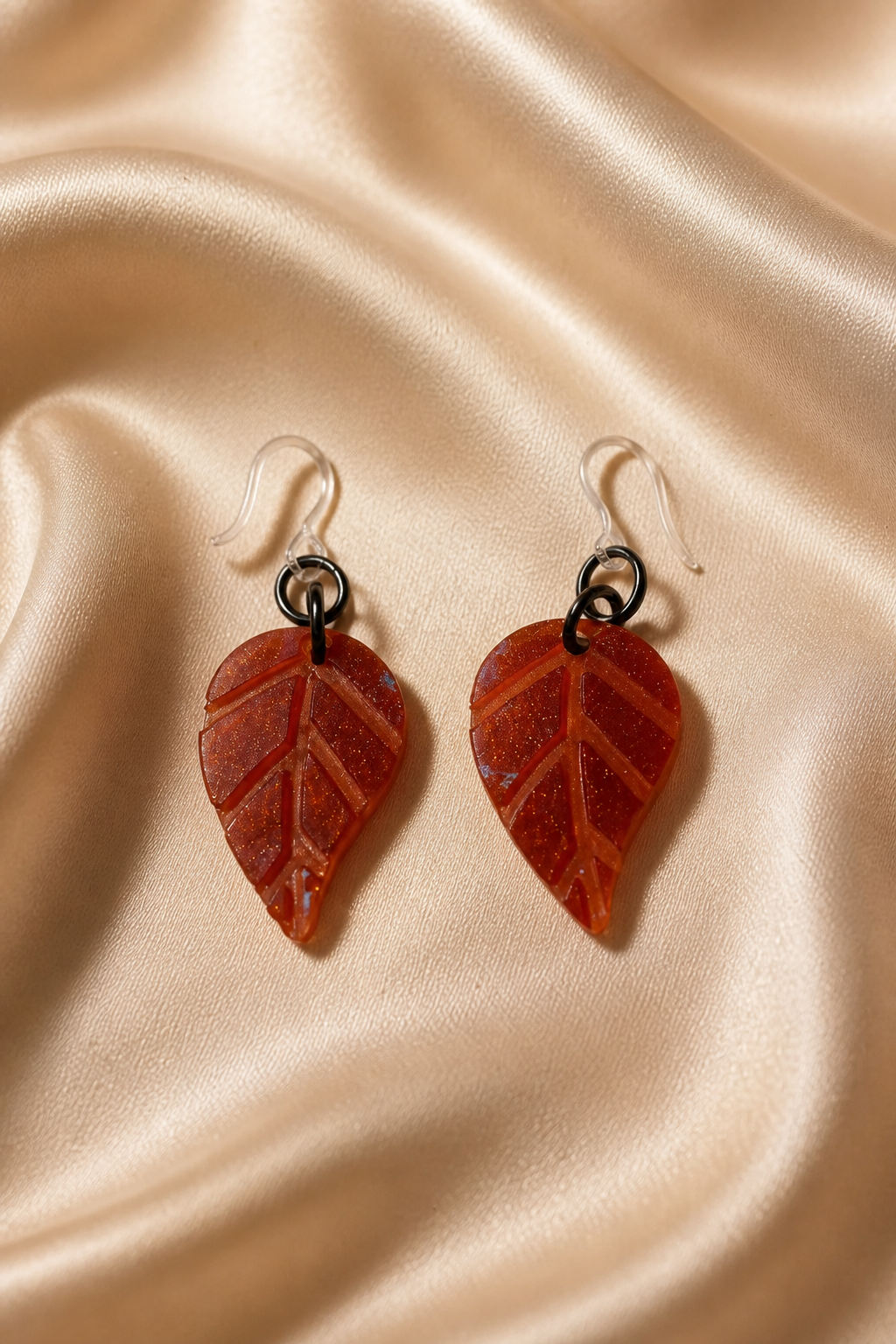 Beautiful stylish hypo-allergenic handmade earrings. You know you deserve these, c'mon treat yourself !      F04