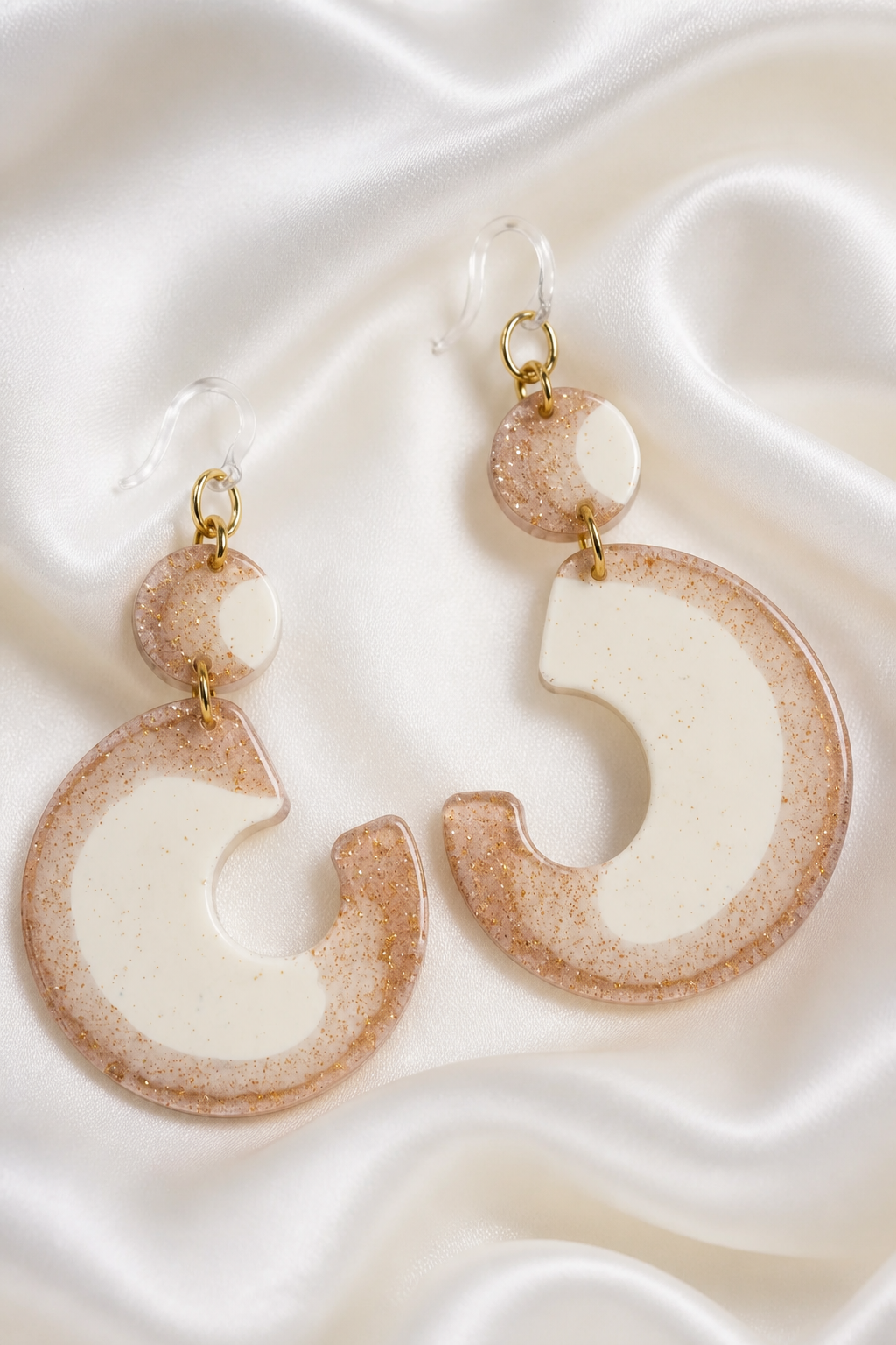 Beautiful stylish elegance.Handmade hypo-allergenic earring . One of a kind . Never to be repeated again. A must for your earring collection.      E08