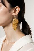 Beautiful elegant and stylish handmade hypo-allergenic earrings. Lightweight, perfest for daily wear. Make it yours !      E04