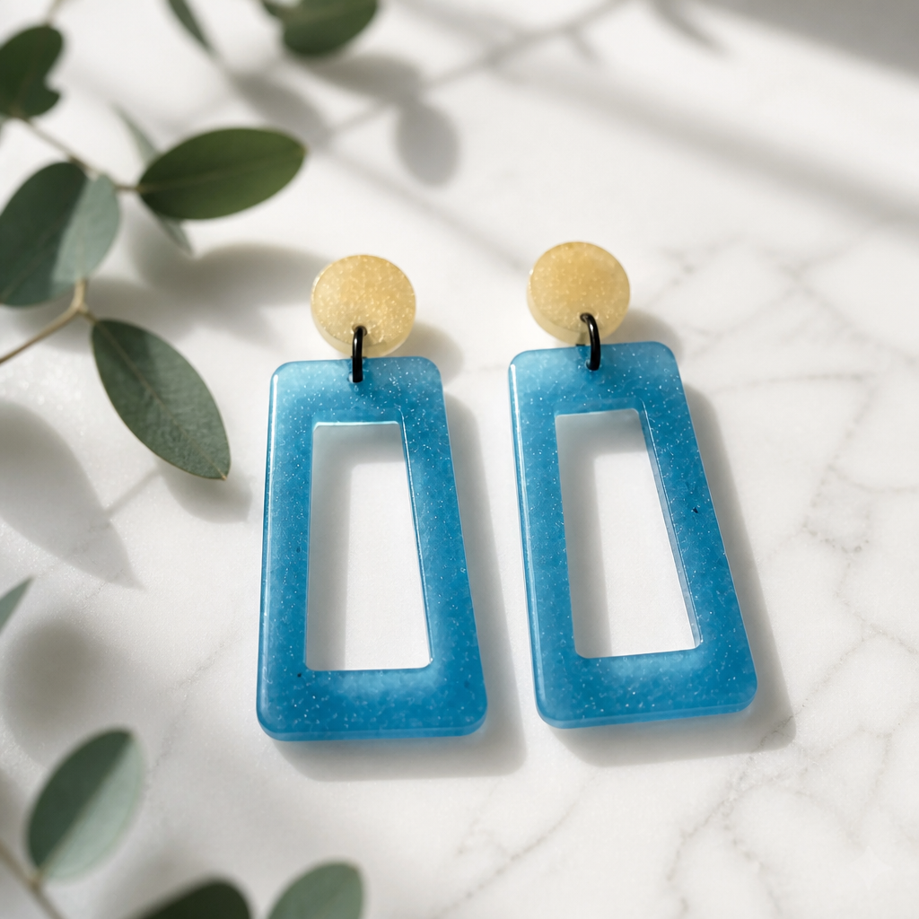 Cool funky  handmade party earring with uvglow to stand out at any occasion and party.You will be seen waering this set, glam your collection , take it home.         D05