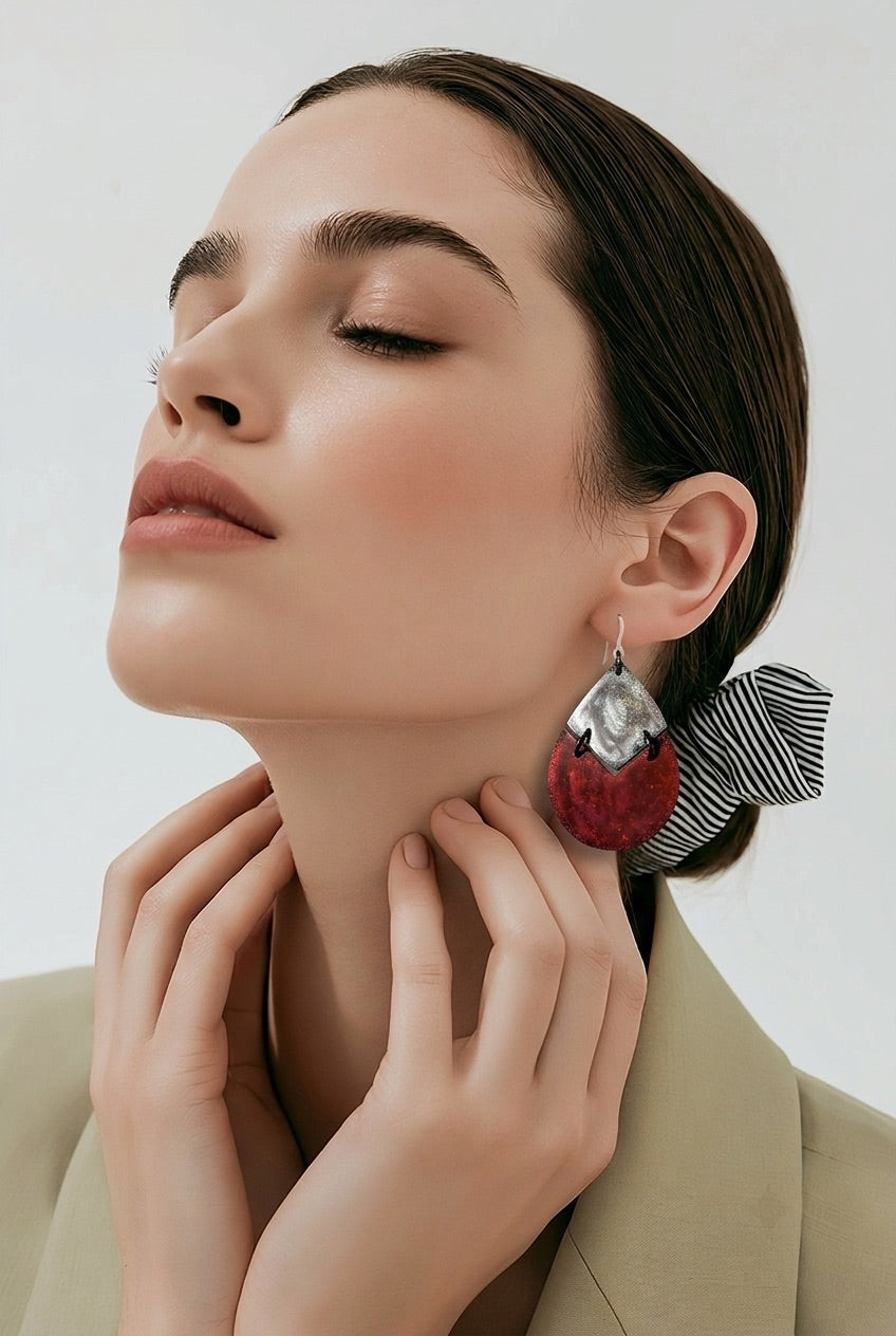 Beautiful cool funky retro handmade hypo-allergenic earrings. This set will turn heads, Take this set , you are worth it ..      C09