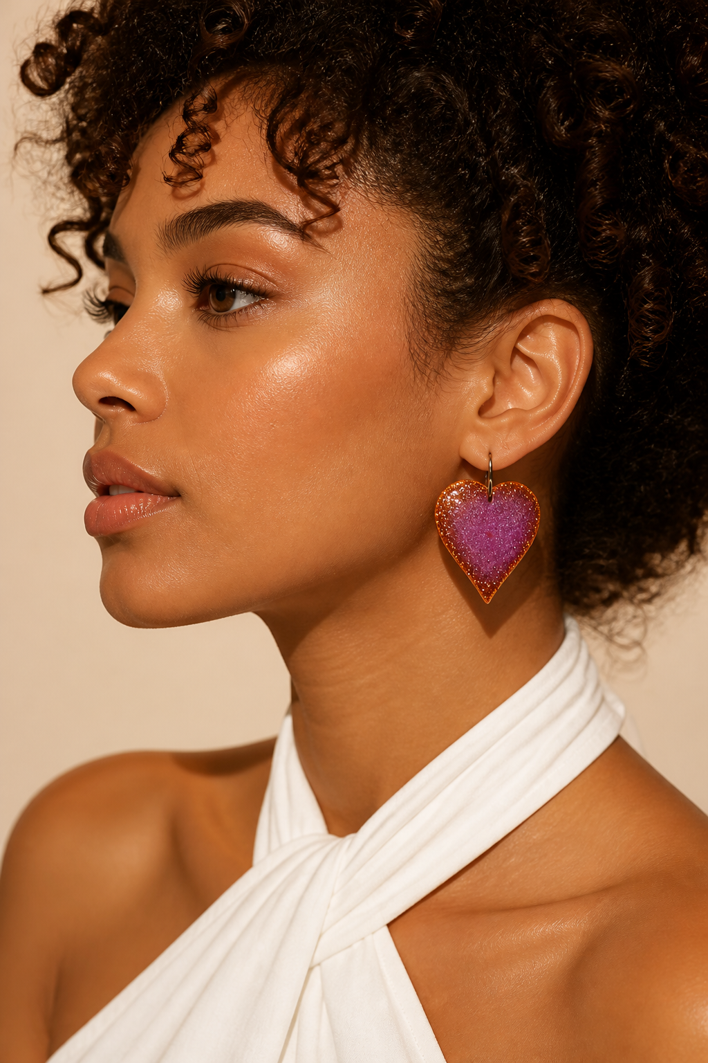 Funky unique handmade earring for one classy lady ! Turn heads with this set . You deserve it !     C05