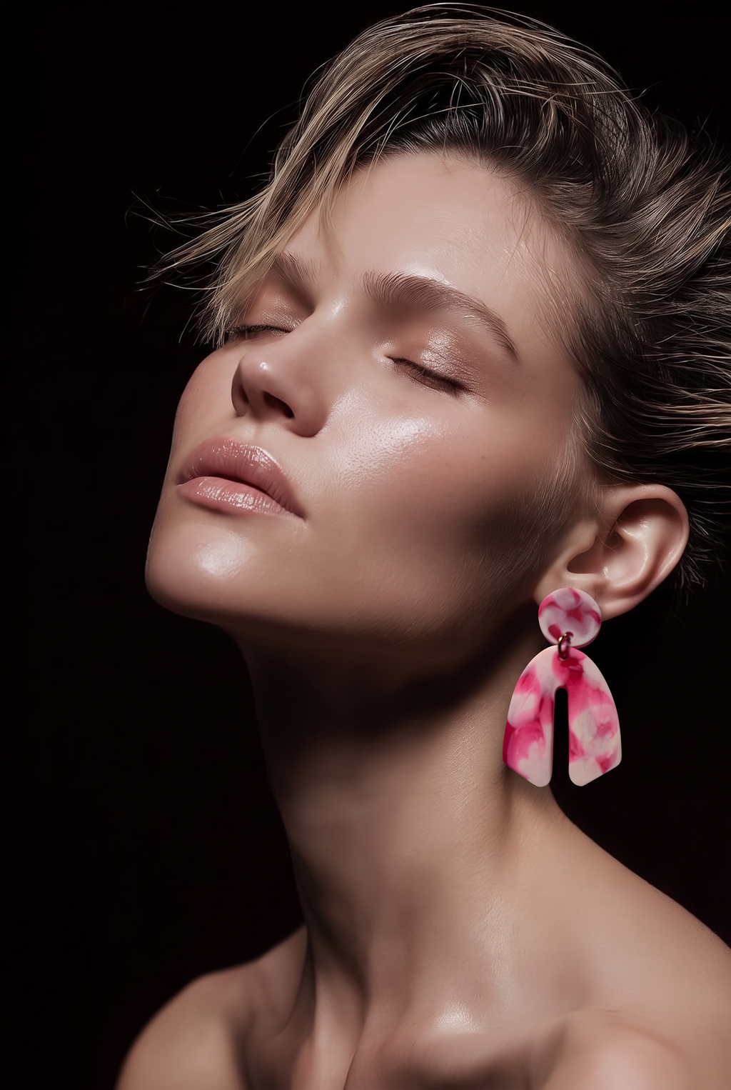 Beautiful cool party handmade earrings. UV glow to add sparkle to your party . Be the center of attraction .       C01