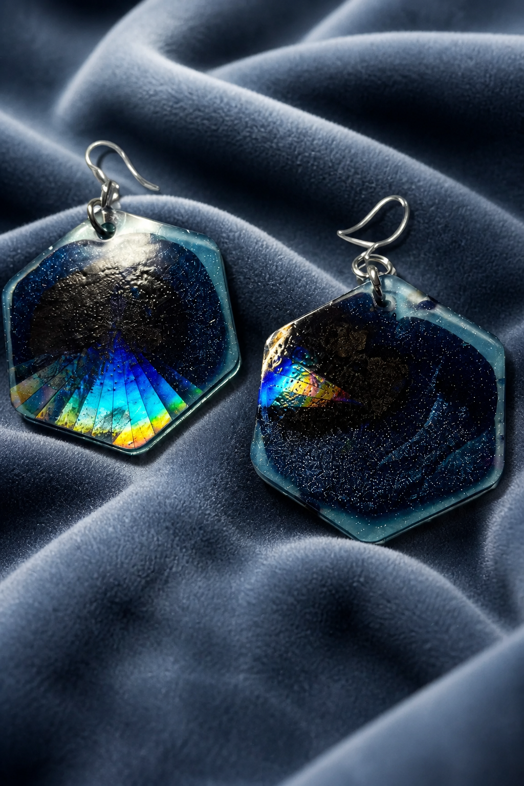 A beautiful elegant handmade earring, light weight and fitted with comfy hypo-allergenic hooks. Be the star of the show! Glam your collection with these.      B03