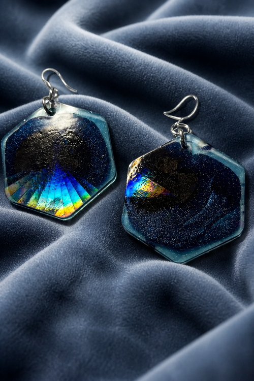 A beautiful elegant handmade earring, light weight and fitted with comfy hypo-allergenic hooks. Be the star of the show! Glam your collection with these.      B03