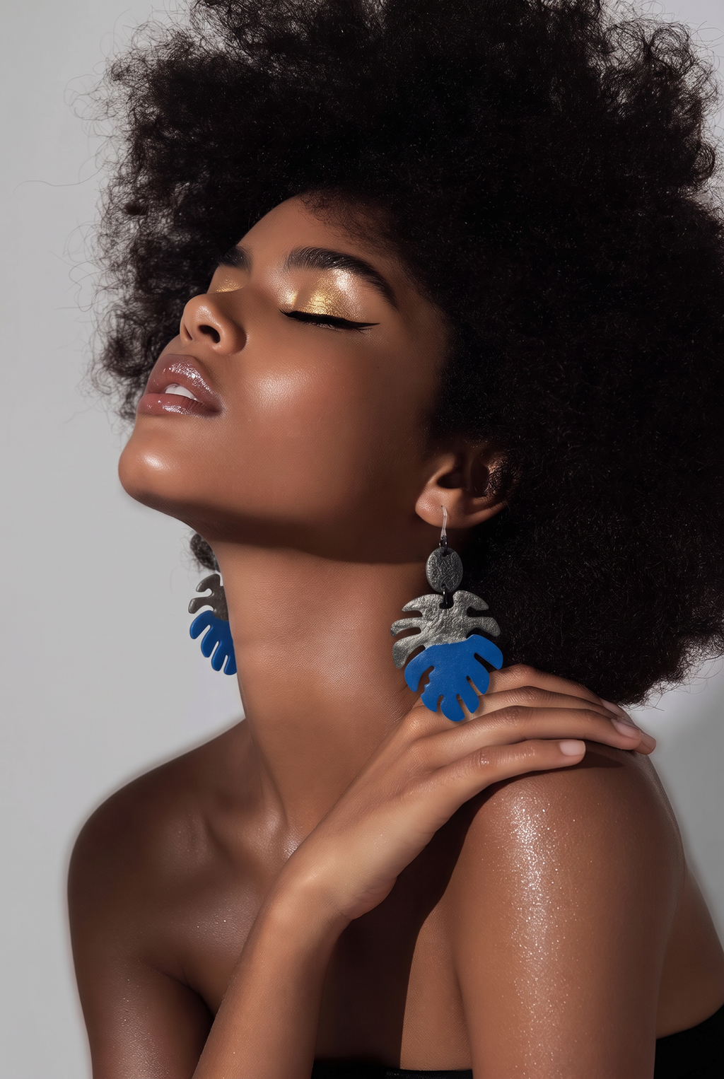 Beautiful classic handmade earrings that are lightweight and are fitted with comfy hypo-allergenic hooks. Made to turn heads , enjoy the attention !       B01