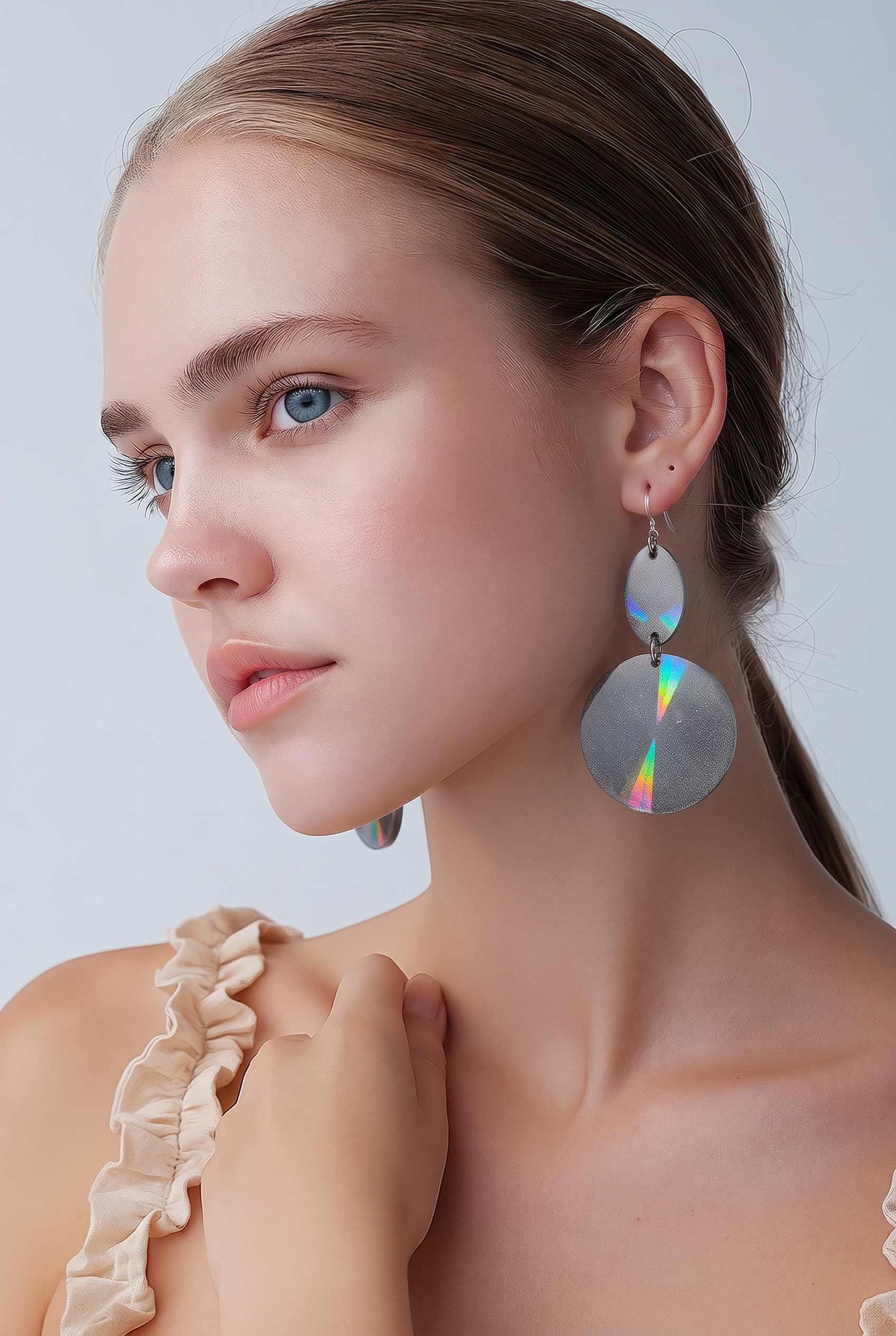 Beautiful stylish elegance. Handmade earringhs with comfy hypo-allergenic hooks. Sparkle your style and be the center of attraction . You are going to turn heads with these .        A04