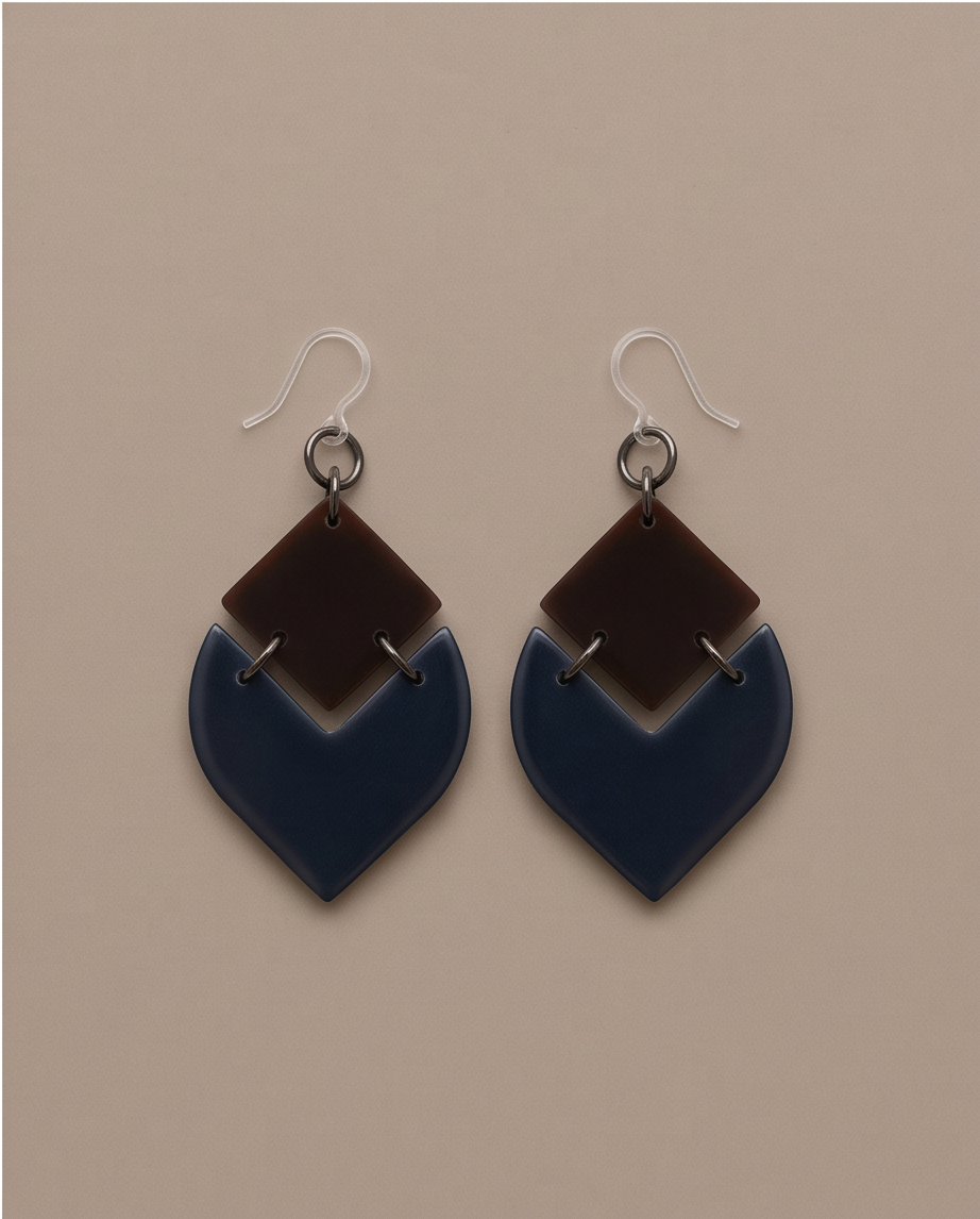 A beautiful rustic refined modern design handmade earrings.Design W04   www.chakor.co.za