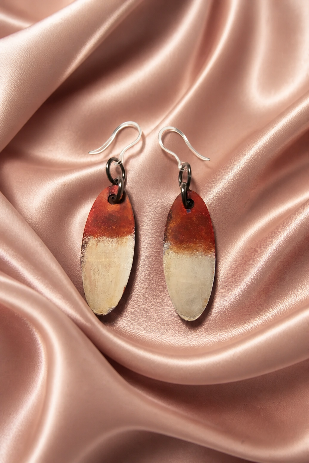 A beautiful, artistic, rustic and elegant statement handmade earring. . Design W05   www.chakor.co.za